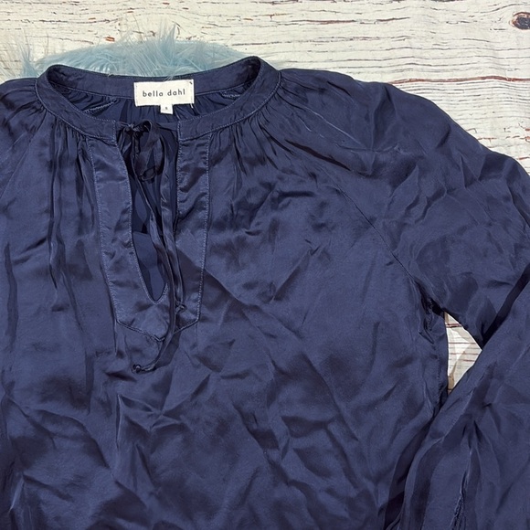 Bella Dahl Navy Satin Tie Neck Blouse - Picture 7 of 8